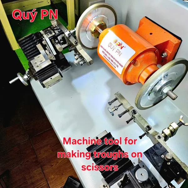 Máy móc máng kéo