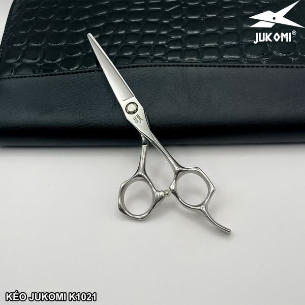 Kéo cắt tóc Jukomi K102 tay phải 6.0inch