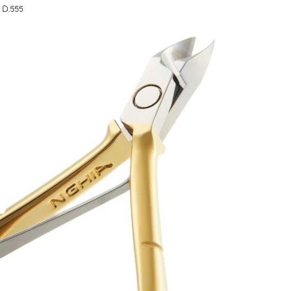 Kềm Nghĩa D555 – Mẫu kềm thép mạ vàng cổ điển