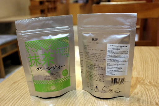 Dán nhãn phụ không được che thông tin gốc của sản phẩm Dán nhãn phụ không được che thông tin gốc của sản phẩm