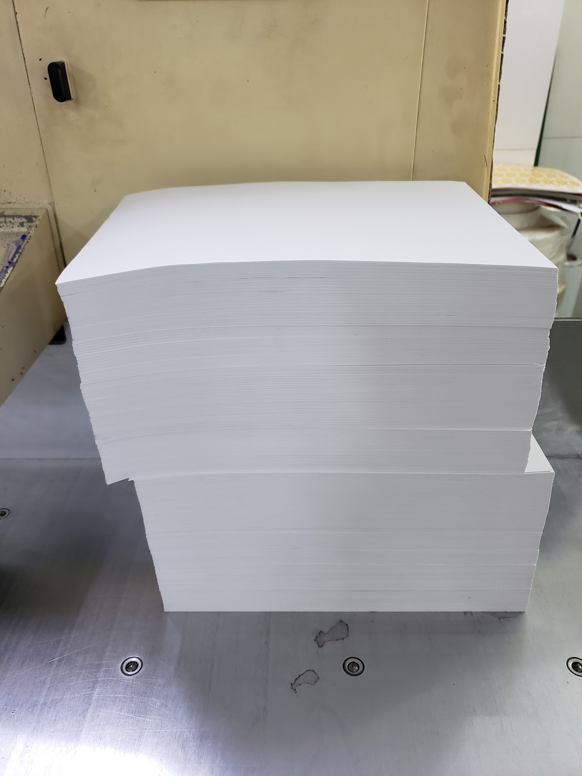 Thiết kế decal dạng tờ dễ sử dụng Thiết kế decal dạng tờ dễ sử dụng