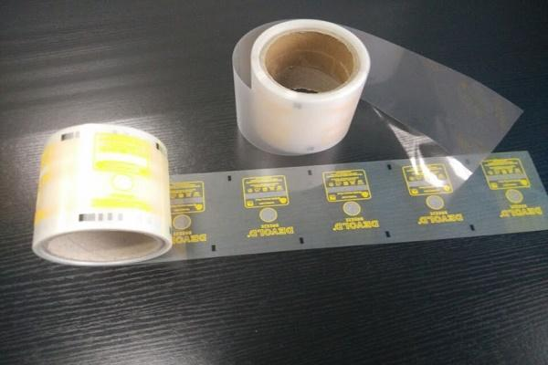 Decal trong suốt thiết kế đơn giản Decal trong suốt thiết kế đơn giản