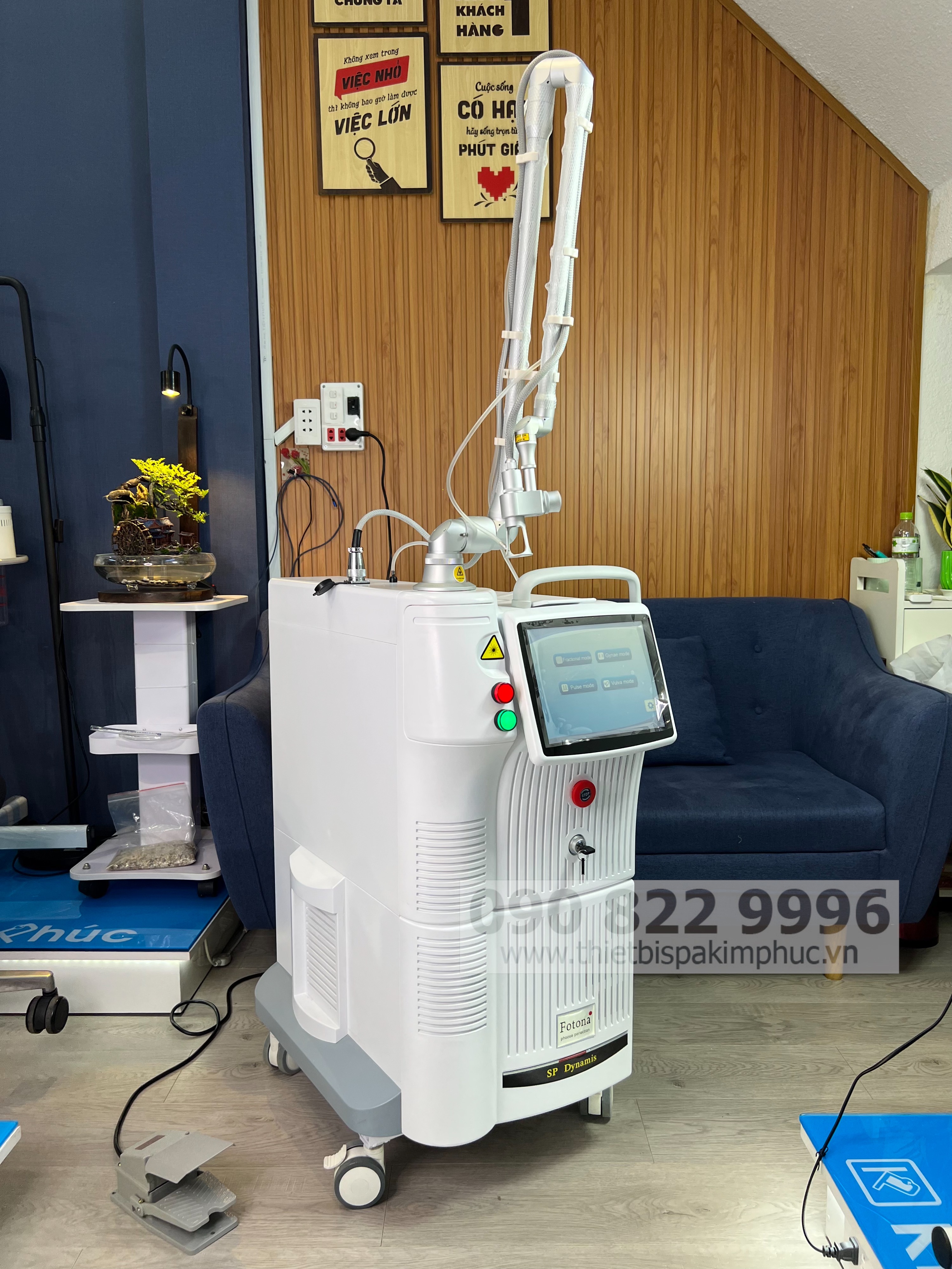 Máy Laser CO2 FRACTIONAL FOTONA Điều Trị Sẹo Máy Laser CO2 FRACTIONAL FOTONA Điều Trị Sẹo