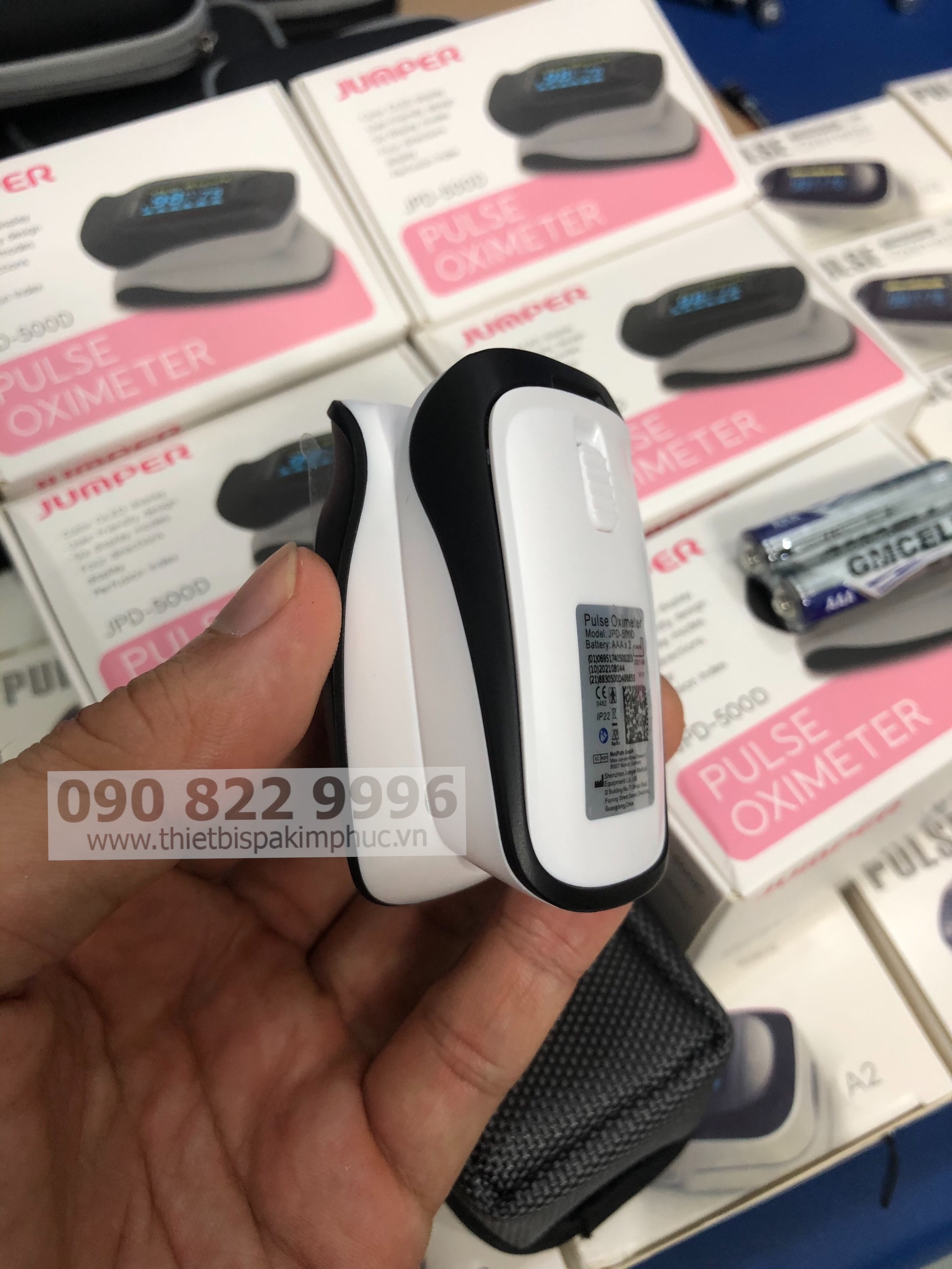 Máy đo nồng độ Oxy trong máu SPO2 Jumper 500D Máy đo nồng độ Oxy trong máu SPO2 Jumper 500D