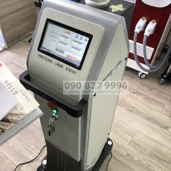 Máy Laser CO2 Fractional Trị Sẹo Rỗ Fire Xel Korea