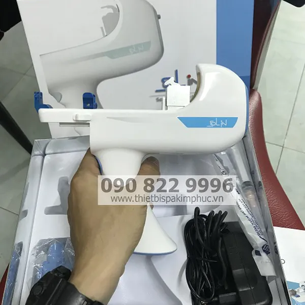 Máy Tiêm Dưỡng Chất SoLin