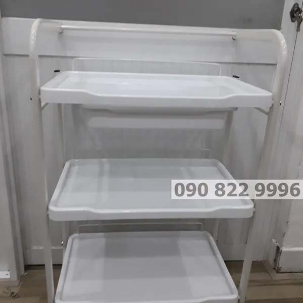 Xe Đẩy Dụng Cụ Spa Bằng Sắt 3 Tầng