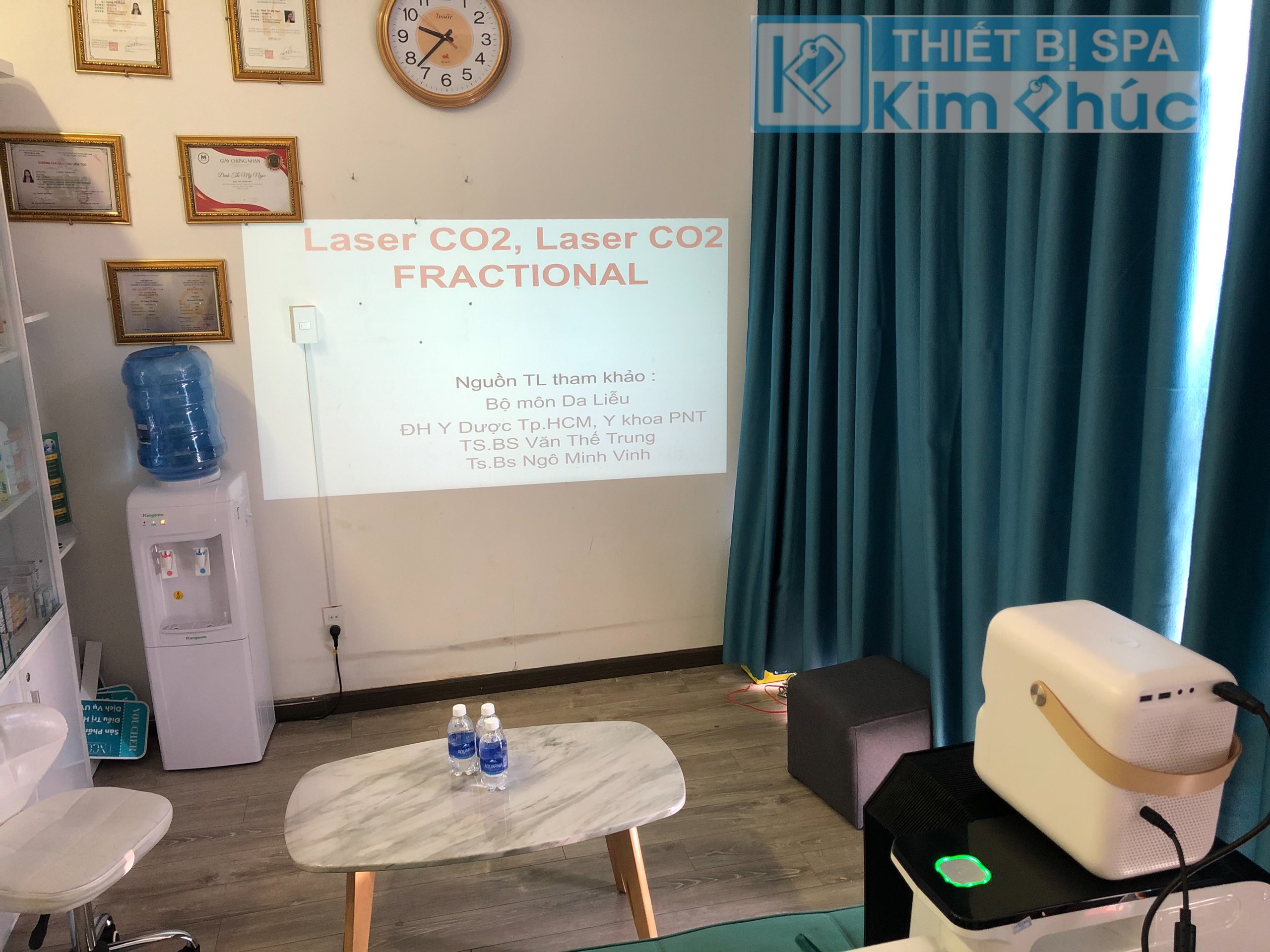 Máy LASER CO2 FRACTIONAL Fire Xel Máy LASER CO2 FRACTIONAL Fire Xel