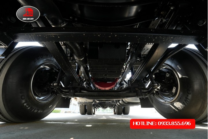 XE ĐẦU KÉO AUMAN EST FV 460