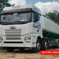 Xe Bồn Cám Trục Vít 29m³ FAW – Lựa Chọn Số 1 Cho Trại Chăn Nuôi