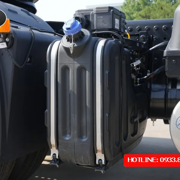 XE ĐẦU KÉO AUMAN EST FV 460