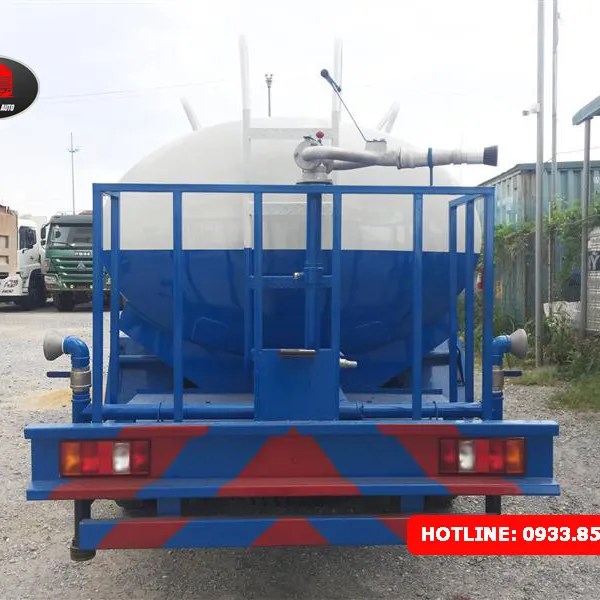 XE BỒN PHUN NƯỚC RỬA ĐƯỜNG TƯỚI CÂY 6 KHỐI HOWO