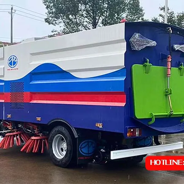 XE QUÉT ĐƯỜNG HÚT BỤI ISUZU 5.5 KHỐI NHẬP KHẨU