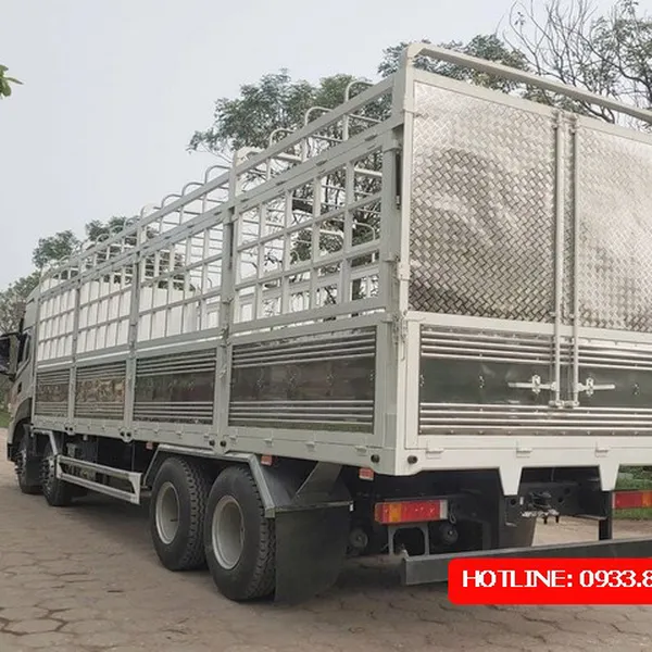 XE TẢI DONGFENG 4 CHÂN KL340 17.5 TẤN CABIN CAO 