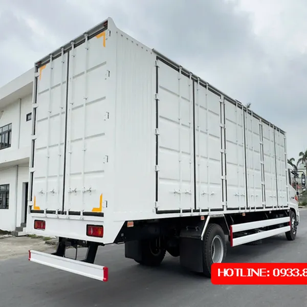 XE TẢI DONGFENG B180 7 TẤN THÙNG KÍN CONTAINER