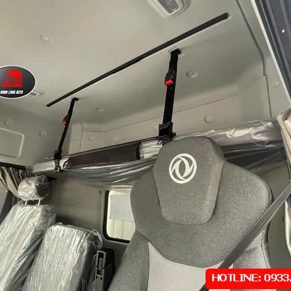 XE TẢI DONGFENG KR180 7.65 TẤN THÙNG KÍN CONTAINER