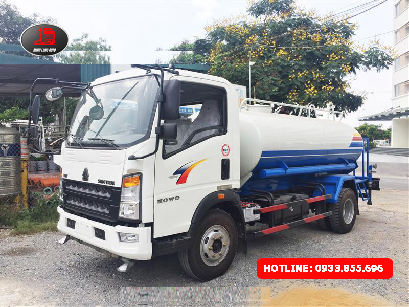 Xe phun nước rửa đường 6 khối Howo, xe tưới nước rửa đường 6 khối Howo được lắp ráp tại Công Ty chúng tôi