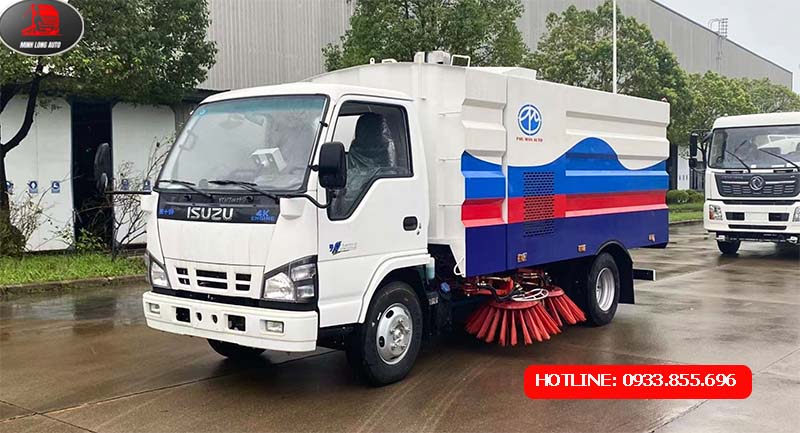 Xe quét đường hút bụi Isuzu 5.5 khối nhập khẩu