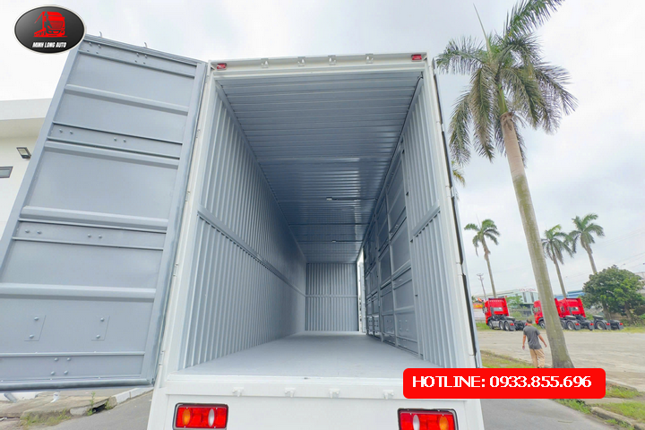 XE TẢI DONGFENG B180 7 TẤN THÙNG KÍN CONTAINER