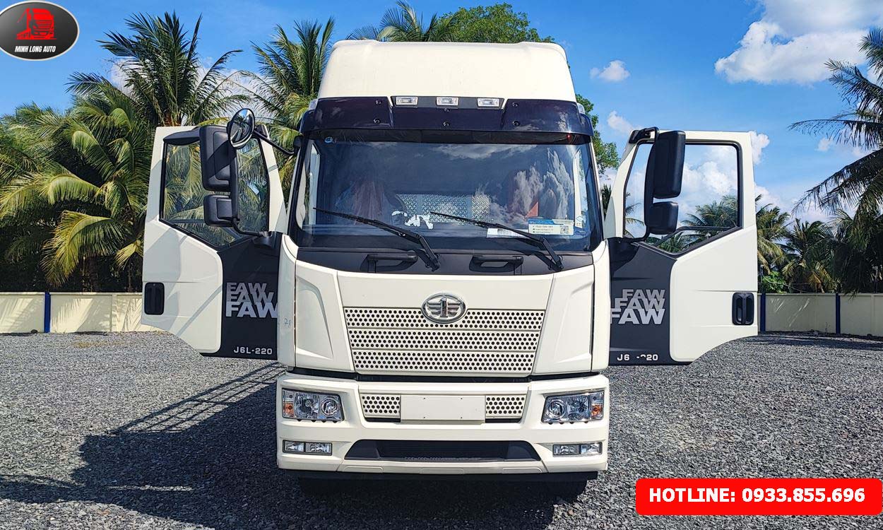 Vì sao nên mua xe tải FAW J6L 8 tấn tại Công ty TNHH TM & DV Minh Long? Xe tải FAW J6L thùng mui bạt nhập khẩu dài 9.7m