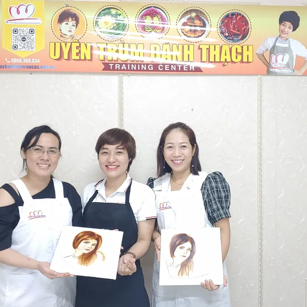 Lớp Rau Câu Vẽ Chân Dung Bằng Cọ - Không Cần Biết Vẽ