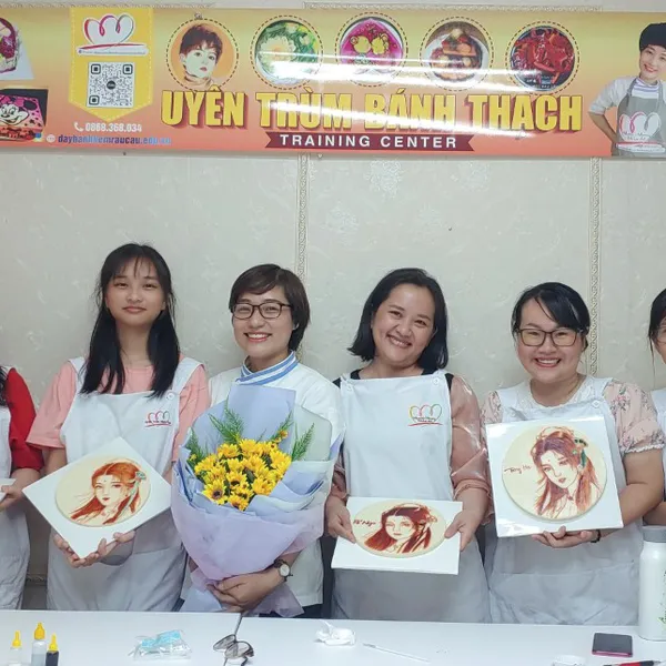 Lớp Rau Câu Vẽ Chân Dung Bằng Cọ - Không Cần Biết Vẽ