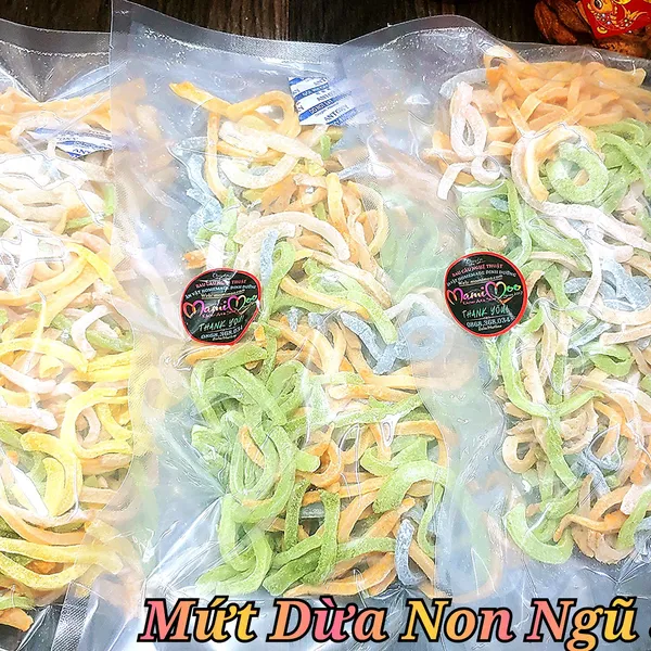 Mứt Dừa Non Ngũ Sắc 250gr