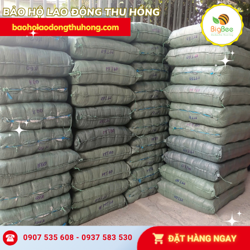 30000 đôi găng tay len muối tiêu 60g được tập kết sẵn tại kho 30000 đôi găng tay len muối tiêu 60g được tập kết sẵn tại kho