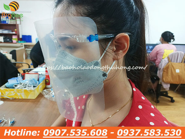 chuyên sỉ tấm kính che mặt chắn giọt bắn
