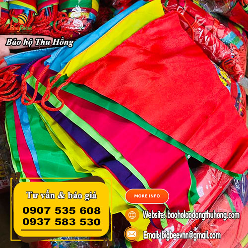 Cờ dây cuộn 10m gồm 28 lá cờ Cờ dây cuộn 10m gồm 28 lá cờ