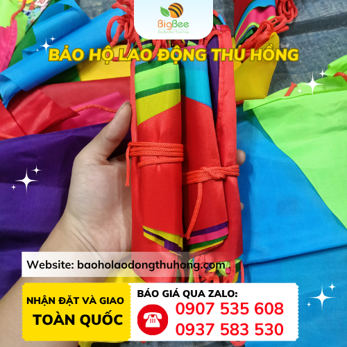 Cờ tam giác vải satin bóng đẹp cuộn 30 lá Cờ tam giác vải satin bóng đẹp cuộn 30 lá