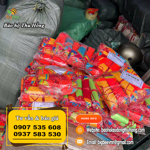 Cờ treo tam giác đặc biệt chất lượng tốt Cờ treo tam giác đặc biệt chất lượng tốt