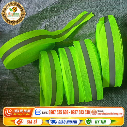 Cuộn dây phản quang vải xanh neon có sọc xám Cuộn dây phản quang vải xanh neon có sọc xám