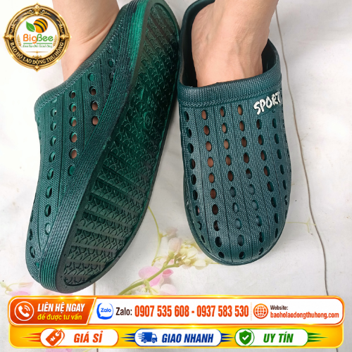 Dép sục nhựa lỗ bít mũi sport Dép sục nhựa lỗ bít mũi sport
