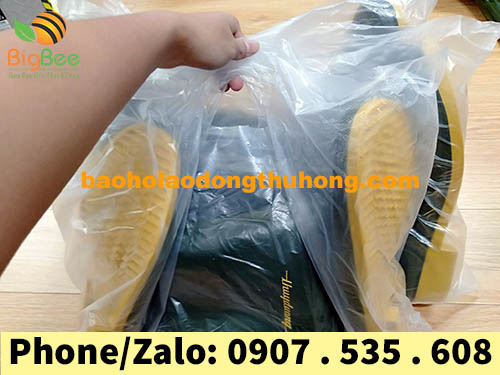 Thu Hồng - Địa chỉ bán ủng màu rêu Thùy Dương tại TPHCM