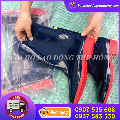 Điểm nổi bật của ủng cao su Thuỳ Dương xanh dương