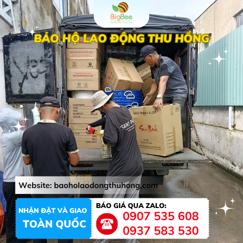 Đóng gói lên hàng khẩu trang bảo hộ số lượng lớn Đóng gói lên hàng khẩu trang bảo hộ số lượng lớn tại kho Vĩnh Lộc B, Bình Chánh