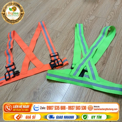 Dùng dây đeo phản quang chữ X khi làm tại công trình Dùng dây đeo phản quang chữ X khi làm tại công trình