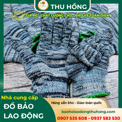 Găng tay len muối tiêu 90g dệt kim viền xanh lá Găng tay len muối tiêu 90g dệt kim viền xanh lá