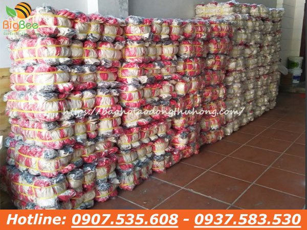 găng tay len nhúng nhựa 1 mặt số lượng lớn cho đại lý