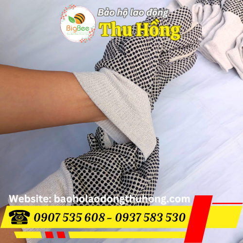 Găng tay vải bạt phủ hạt nhựa đen 75g - 80g - 95g Găng tay vải bạt phủ hạt nhựa đen 75g - 80g - 95g