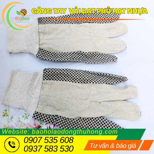 Găng tay vải bạt phủ hạt nhựa đen một mặt loại tốt Găng tay vải bạt phủ hạt nhựa đen một mặt loại tốt