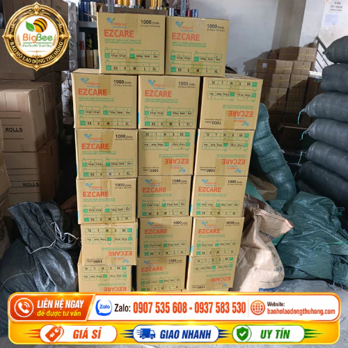 Găng tay y tế Nitrile Ezcare đủ size XS - XL tại Thu Hồng Găng tay y tế Nitrile Ezcare đủ size XS - XL tại Thu Hồng
