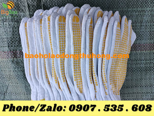 giá bán găng tay leo núi phủ hạt nhựa là bao nhiêu?