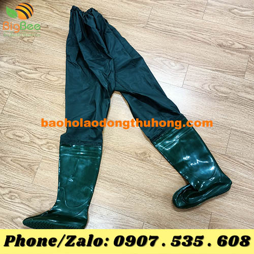 Giá sỉ ủng cao su liền quần lội nước là bao nhiêu?