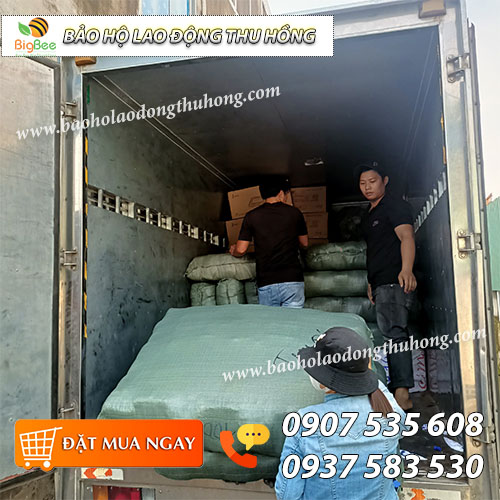 Giao hàng găng tay sợi poly màu trắng 70g bao 500 đôi Giao hàng găng tay sợi poly màu trắng 70g bao 500 đôi