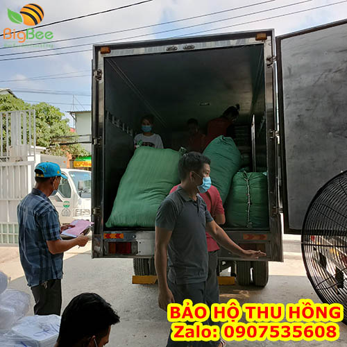 Thu Hồng giao sỉ bao tay cho khách