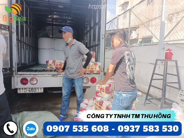 Giao sỉ bao tay len nhúng nhựa đỏ tại Phúb Nhuận 1