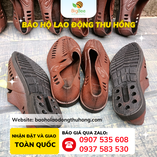 Giày nhựa nâu bít mũi đi mưa Giày nhựa dẻo nâu bít mũi đi mưa có quai dán