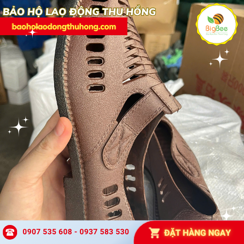 Giày rọ bít mũi nam nữ kín đáo cho đôi chân Giày rọ bít mũi nam nữ kín đáo cho đôi chân